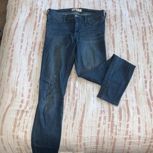 medium washed denim skinny jeans